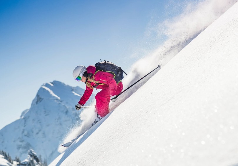 Skifahrerin in Flachau © Flachau Tourismus